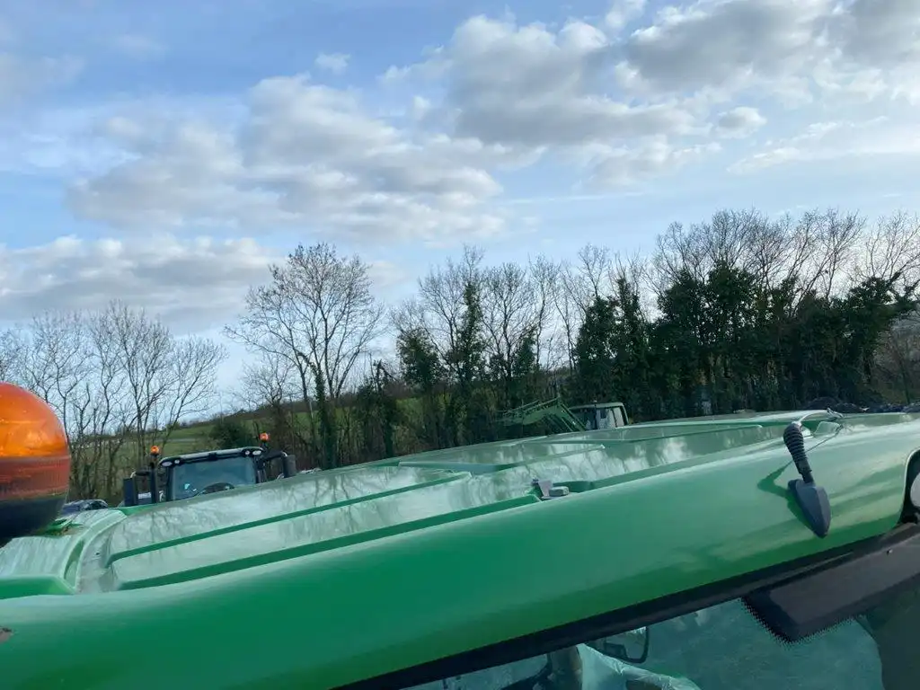 Image JOHN DEERE 6145R